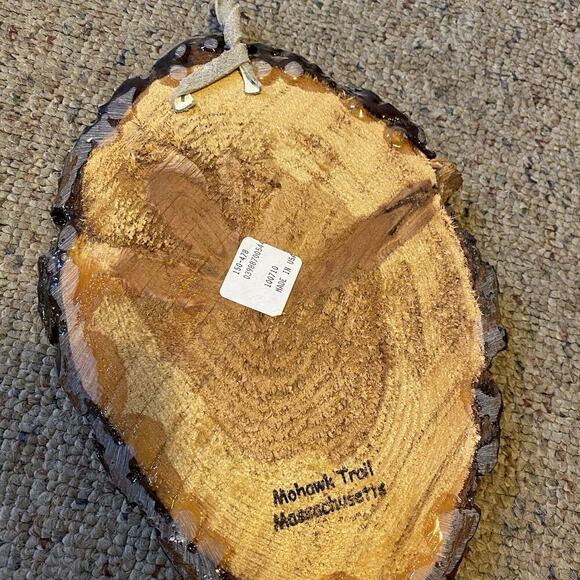 Women Wolves Lacquered On Wood Plaque Oval Wall Hanging Decor 6x10” USA Made - Picture 3 of 6